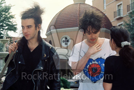 The Cure 1992 Disintegration Tour - Photo Set (Texas Stadium)